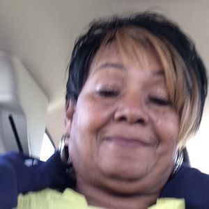 Meet your Posher, Delores